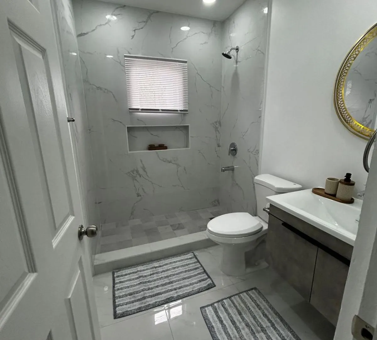 Luxury New Kingston 3 Bed 2 Bath Daire